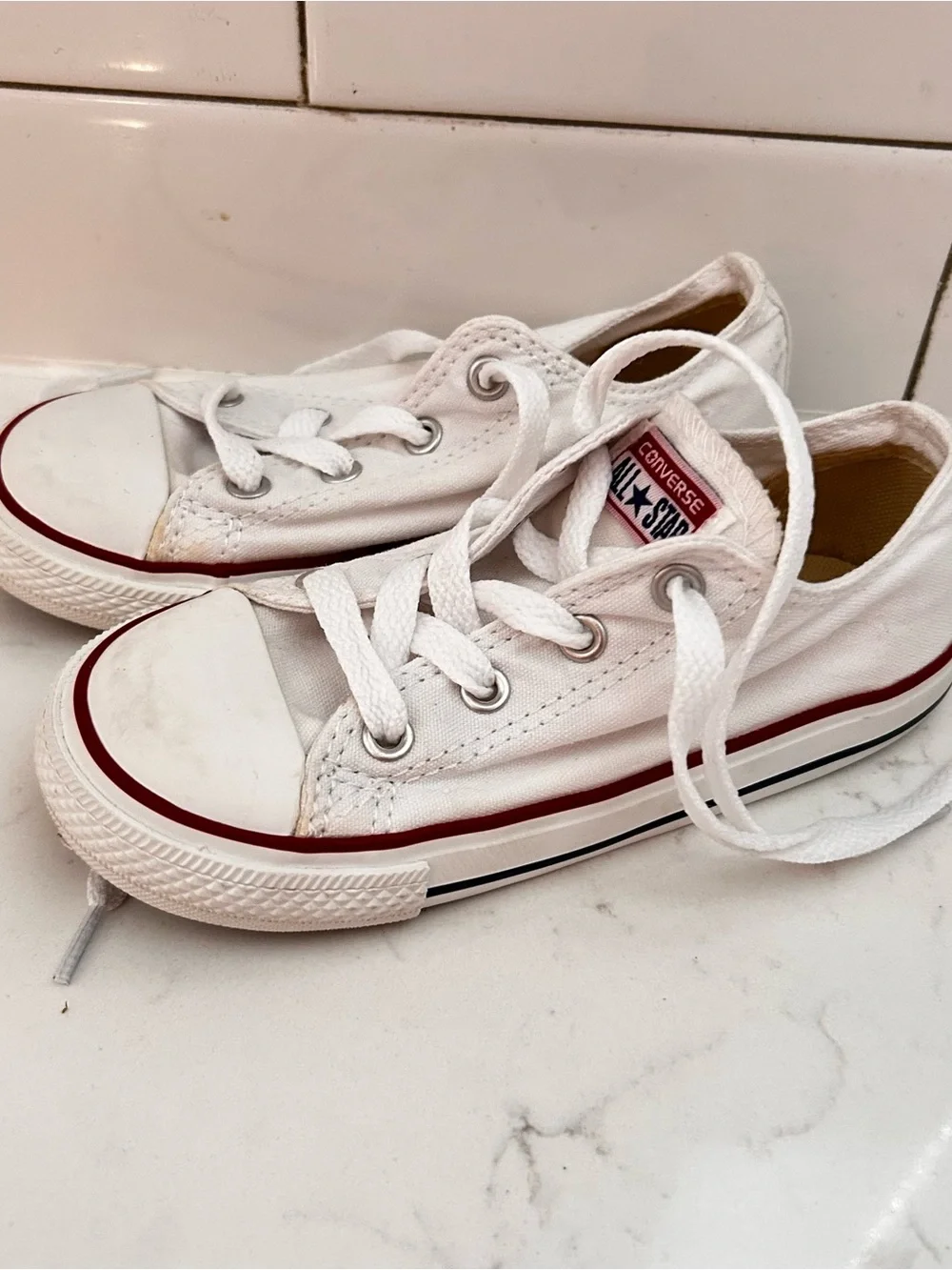 Converse Kids White Canvas Low Top Sneakers size 10